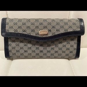 Gucci wallet